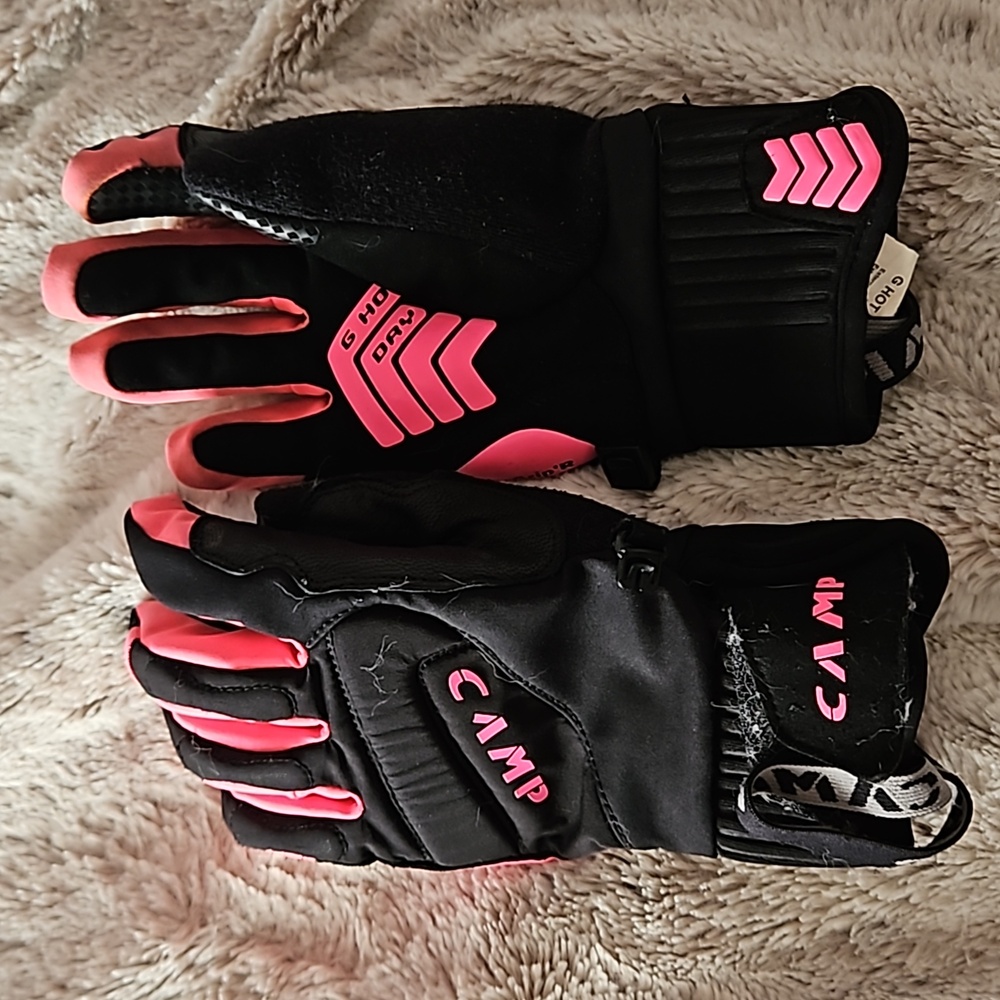 Pink CAMP Gloves